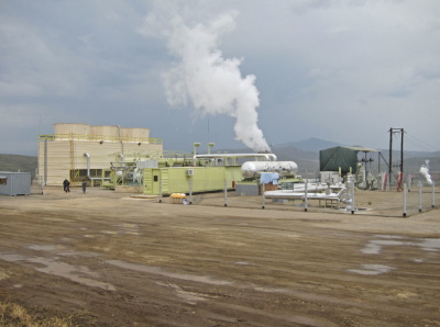 Timelapse de la construcción de una planta de geotermia de 5 MW en Kenya