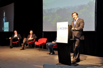 El presidente de ACHEGEO solicita al Ministro de Energia acelerar la entrega de concesiones geotermicas