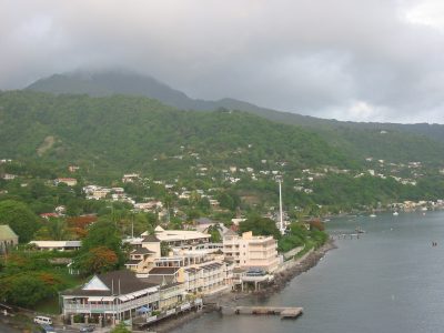 Dominica en negociaciones finales sobre el precio de energía para su planta geotérmica