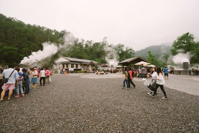 Parque geotérmico: una popular atracción turística en Yilan, Taiwán