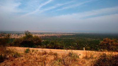 Se inició la perforación de exploración para energía geotérmica en Uganda