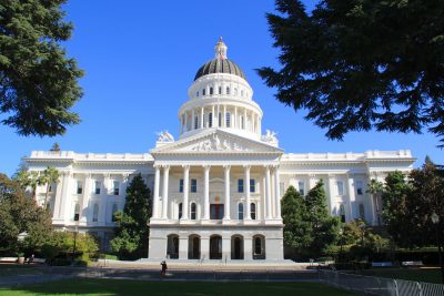 La Comisión de Energía de California otorga $ 10 millones en subvenciones a proyectos de recuperación de litio geotérmicos
