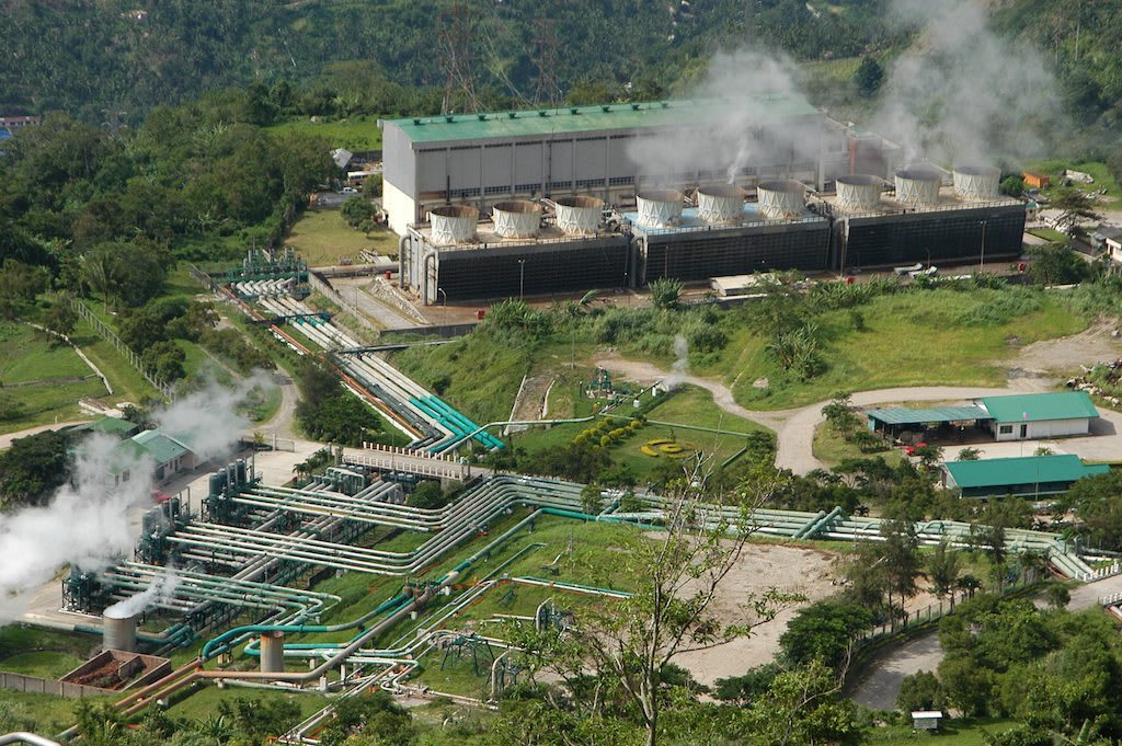  La energía geotérmica puede convertirse en una fuente infinita debido al lugar en el que se encuentra Filipinas. Foto: First Holdings/Creative commons   