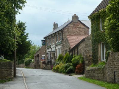 Fondo de pensiones invierte en red de bombas de calor geotérmicas en el sur de Gales, Reino Unido.